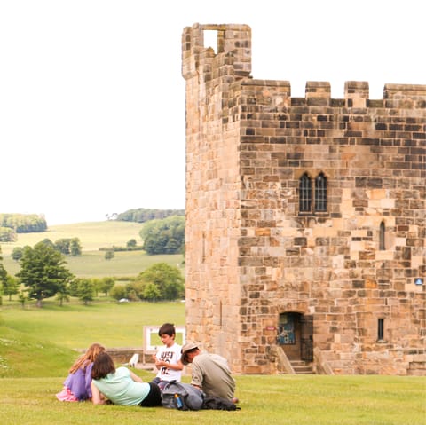 Drive to the iconic Alnwick Castle, about fifteen minutes away in the car