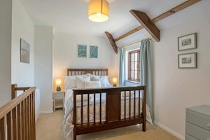Cottage Retreat image 8
