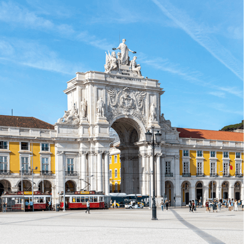 Enjoy sightseeing in central Lisbon – a short metro ride away