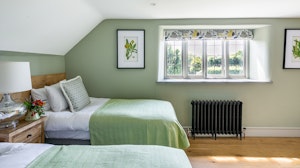 Tudor Rose Cottage image 8