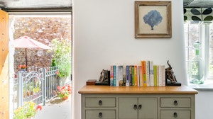 Tudor Rose Cottage image 6
