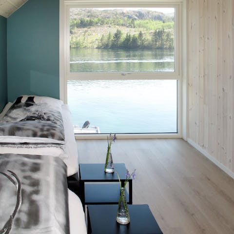 Wake up to gorgeous water views