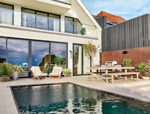 The Modern Tide image 11
