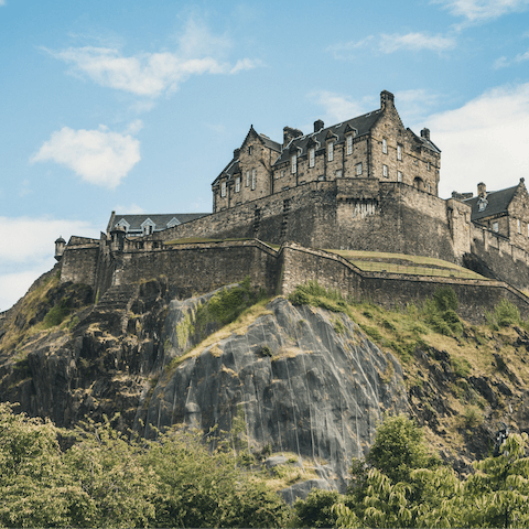 Have a wander around the beautiful Edinburgh Castle, a twelve-minute stroll from this apartment
