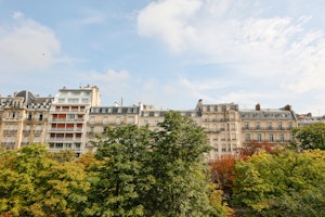 Trocadéro Morning image 8