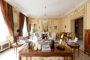 Parisian Vogue image 1