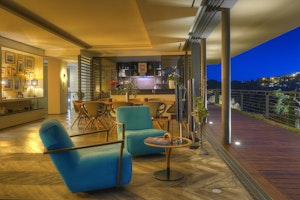 Riviera Hills image 14