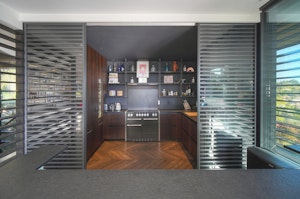 Riviera Hills image 8