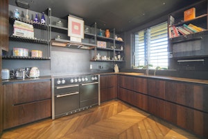 Riviera Hills image 3