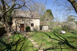 Windrush & Woodsmoke image 8