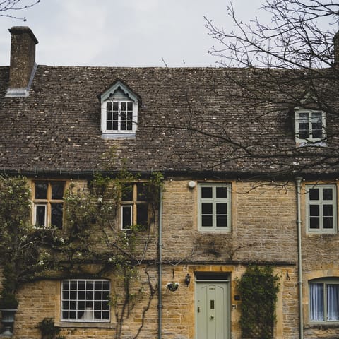 Explore the chocolate-box villages of the Cotswolds by car