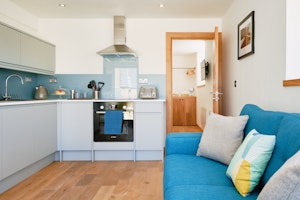 The Surfer's Hideout image 12