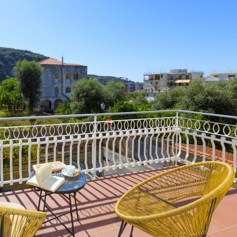 Pad out to the balcony and enjoy a glass of wine in the sunshine