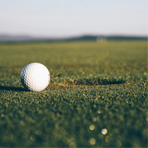 Practice your swing – the home is right next to the Emporda Golf Course