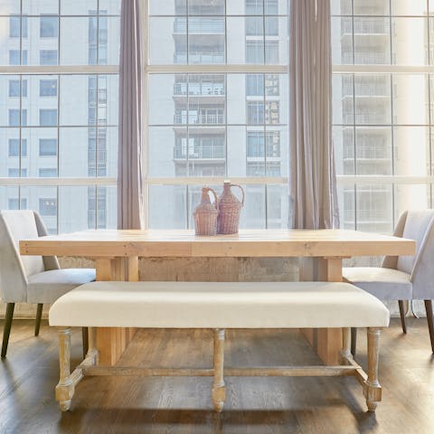 Look forward to mealtimes in front of the huge windows