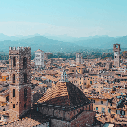 Stay in the heart of Lucca, a short walk from all the sights