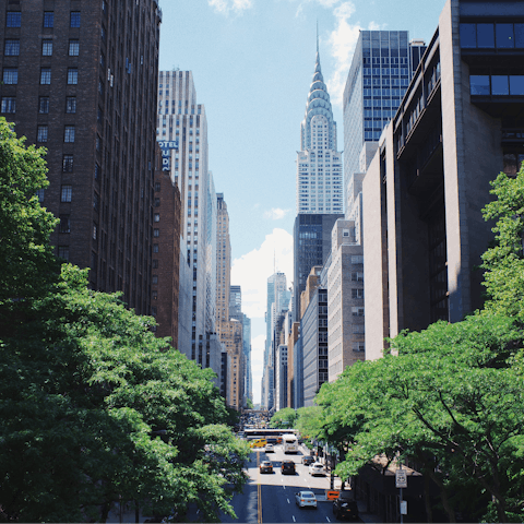 Stay in Murray Hill and walk to the Empire State Building in just fifteen minutes