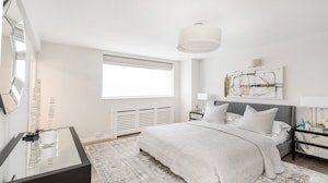 Hyde Park Chic I image 8