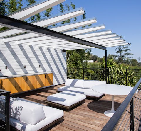 Glamorous roof terrace