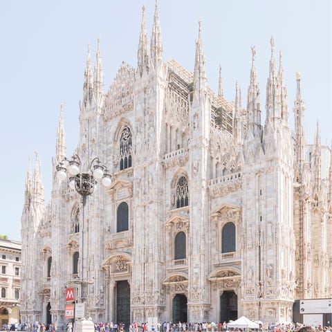 Walk to the Duomo in less than twenty minutes