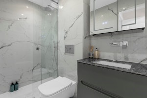London Groove image 12