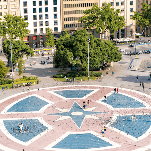 Stroll to Plaça de Catalunya, just a short distance from the apartment