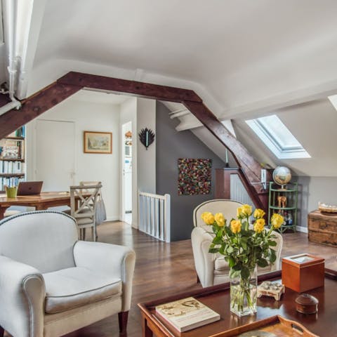 Return to the peace of this charming home-from-home after sightseeing