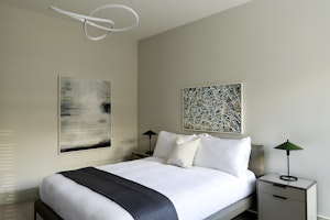 Bentinck Platinum Suite I image 4