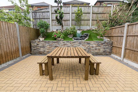 Take dinner outside when the weather is fine