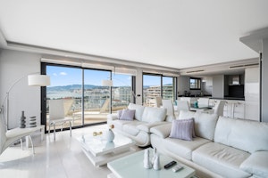 Riviera Sunlight image 4