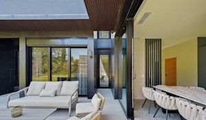 Riviera Abode image 10