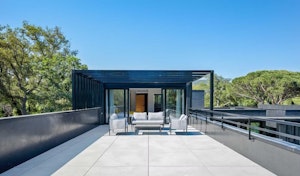 Riviera Abode image 6