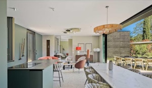 Riviera Abode image 4
