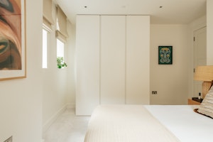 Elegant Lane image 7