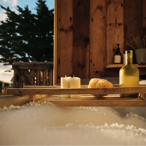 Treat yourself to an indulgent outdoor bath on the main bedroom's private terrace