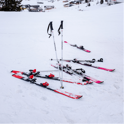 Walk to the ski lift in just a few minutes