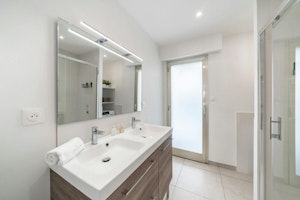 Blanche & Croisette image 3
