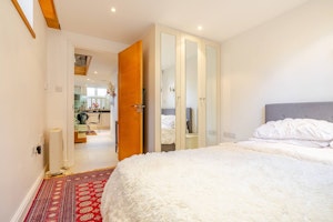 Grand Estate image 2