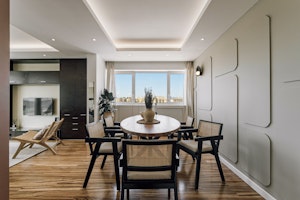 Artful Elegance image 10