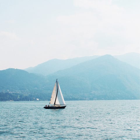 Experience the majestic beauty of Lake Como