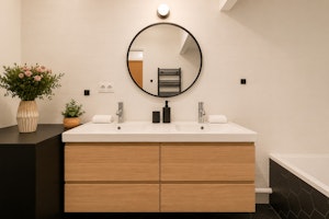 Javel Lull image 8
