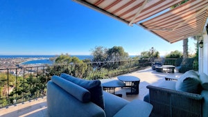 Riviera Shine image 1
