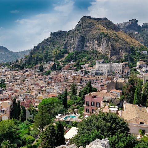 Drive to the gorgeous town of Taormina, just eleven minutes away