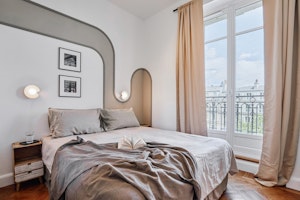 Le Marais Light image 9