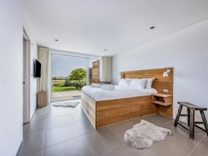 Tides of Hayling image 7