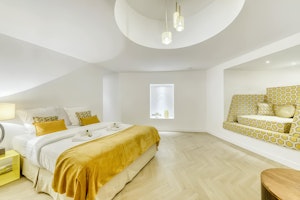 Le Petit Boudoir image 6
