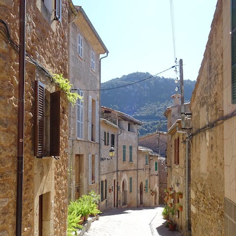 Explore the charming town of Porreres, 5 kilometres away