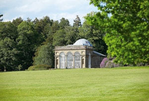 A Common English Song image 12