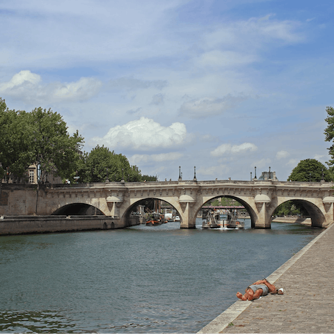 Stay in the 4th arrondissement of Paris – just four-minutes away from the banks of the Seine River