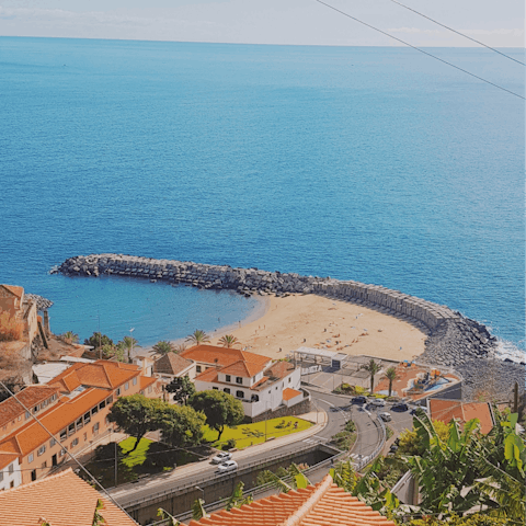 Take a five-minute stroll down to the beach 